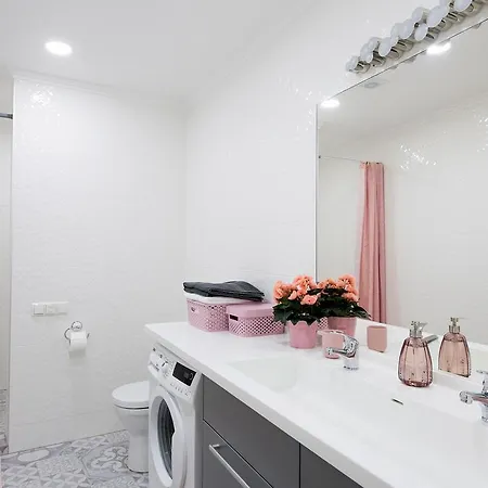 St.roland Livu Square * Рига