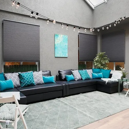 St.roland Livu Square Apartamento *