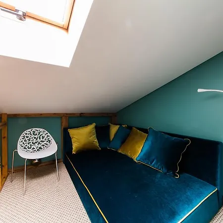 St.roland Livu Square Рига