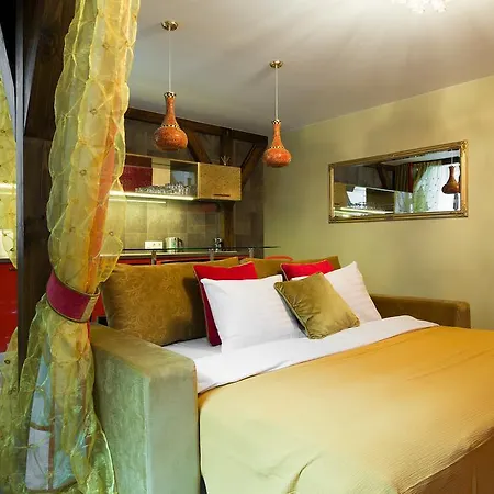 St.roland Livu Square Appartamento *