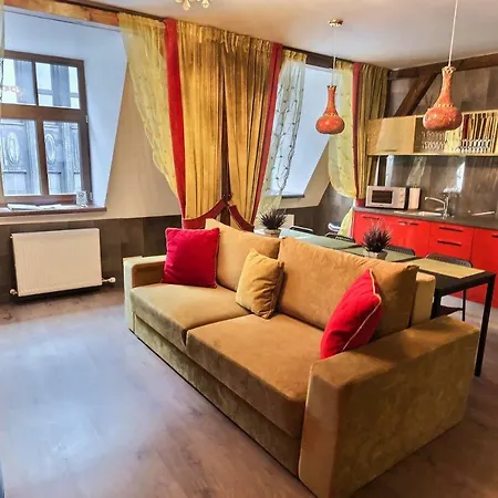 Apartament St.roland Livu Square *