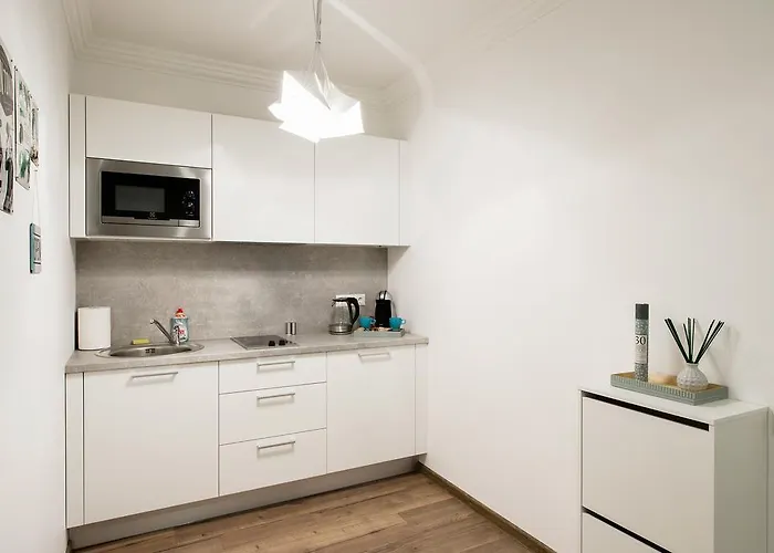 Apartament St.roland Livu Square *