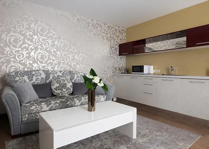 St.roland Livu Square Apartament *