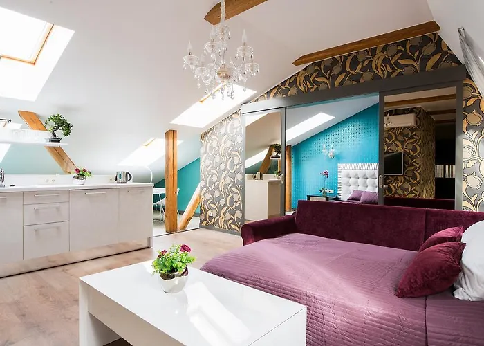 Apartament St.roland Livu Square *