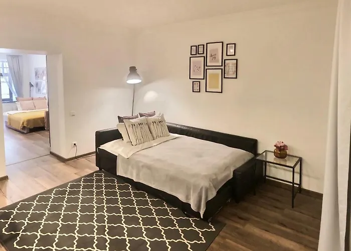 St.roland Livu Square Ryga