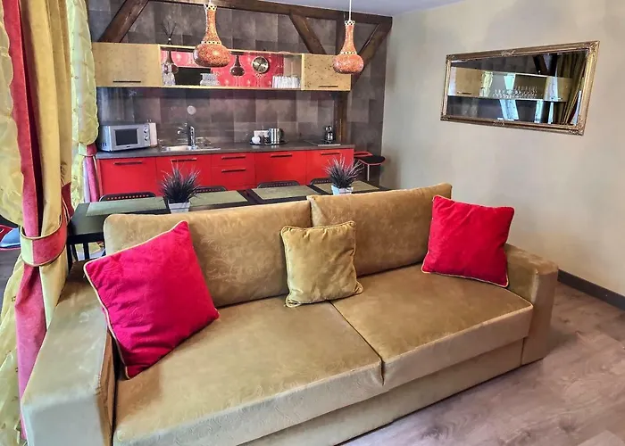 St.roland Livu Square