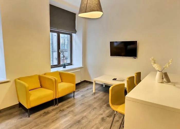 St.roland Livu Square Apartament